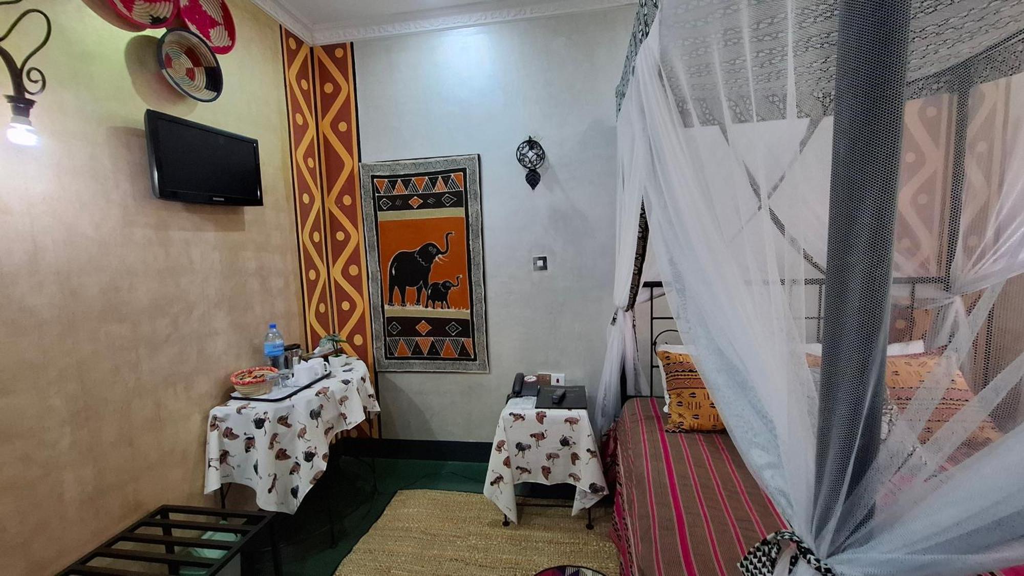 Korona House Hotel Аруша Екстер'єр фото